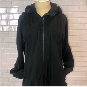 Lululemon windbreaker jacket